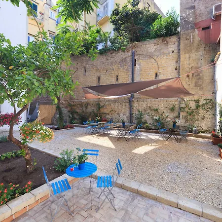 Borgo Vergini Garden