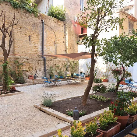 Borgo Vergini Garden