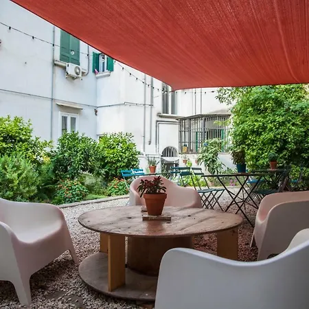 Borgo Vergini Garden Nápoly