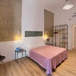 Borgo Vergini Garden 4* ナポリ