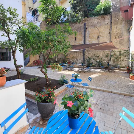 Borgo Vergini Garden 4* Napoli