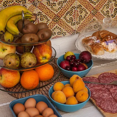 Bed & Breakfast Borgo Vergini Garden Napoli