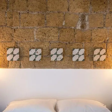 Borgo Vergini Garden 2* Napels